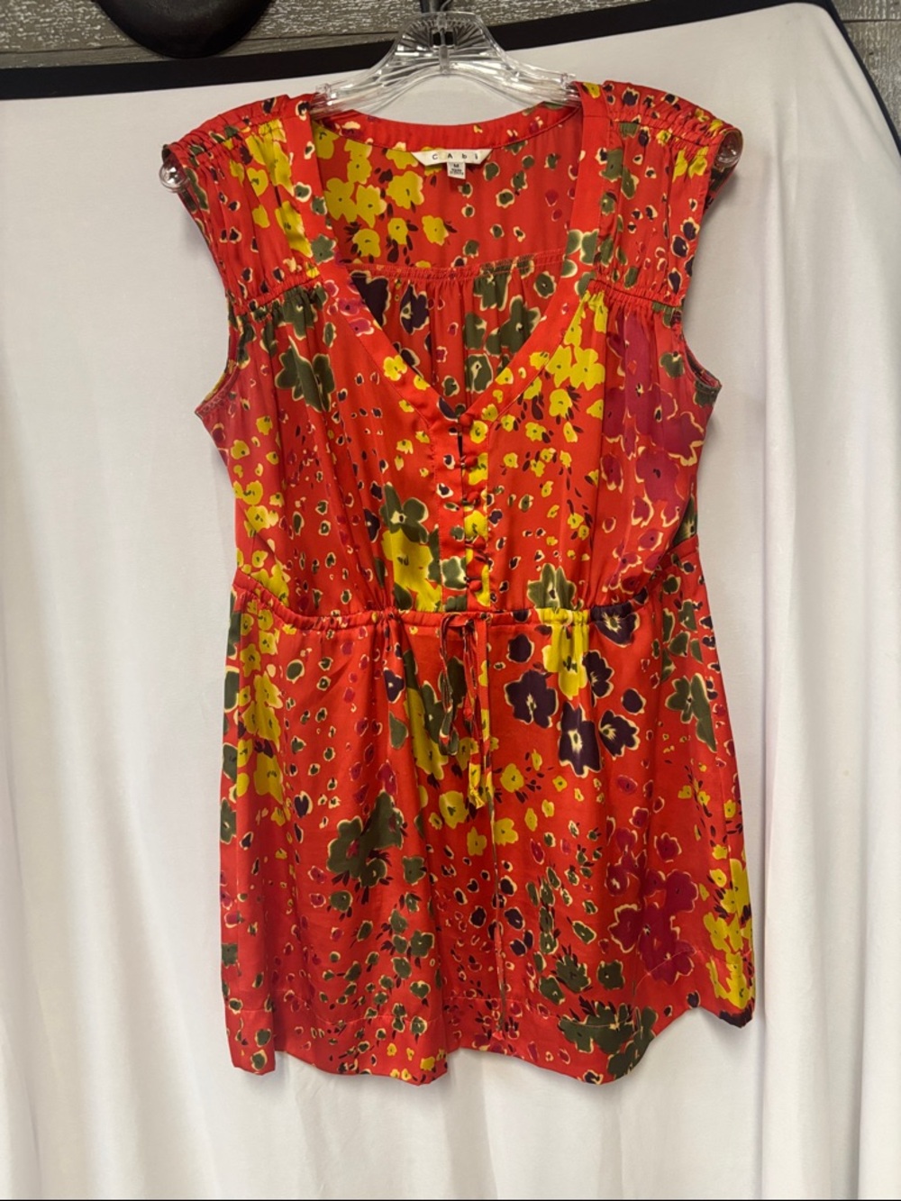 CAbi Red Floral Button-Front Tie-Waist Sleeveless Tunic